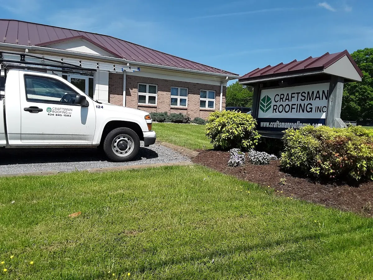 Quality Chimney Repair by experienced craftsmen in Oak Forest